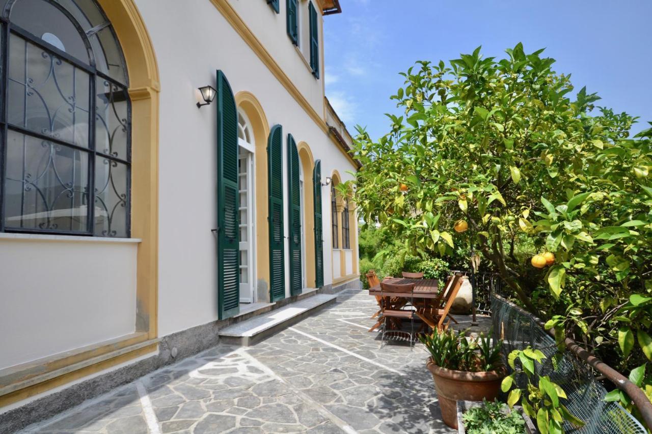 Villa Riviera Rapallo - 5 Min Walking From Beach Buitenkant foto